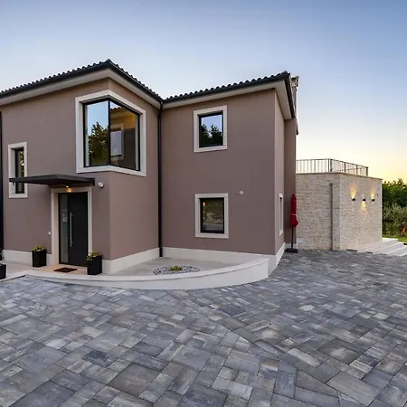 Villa Faloniga Vranje Selo